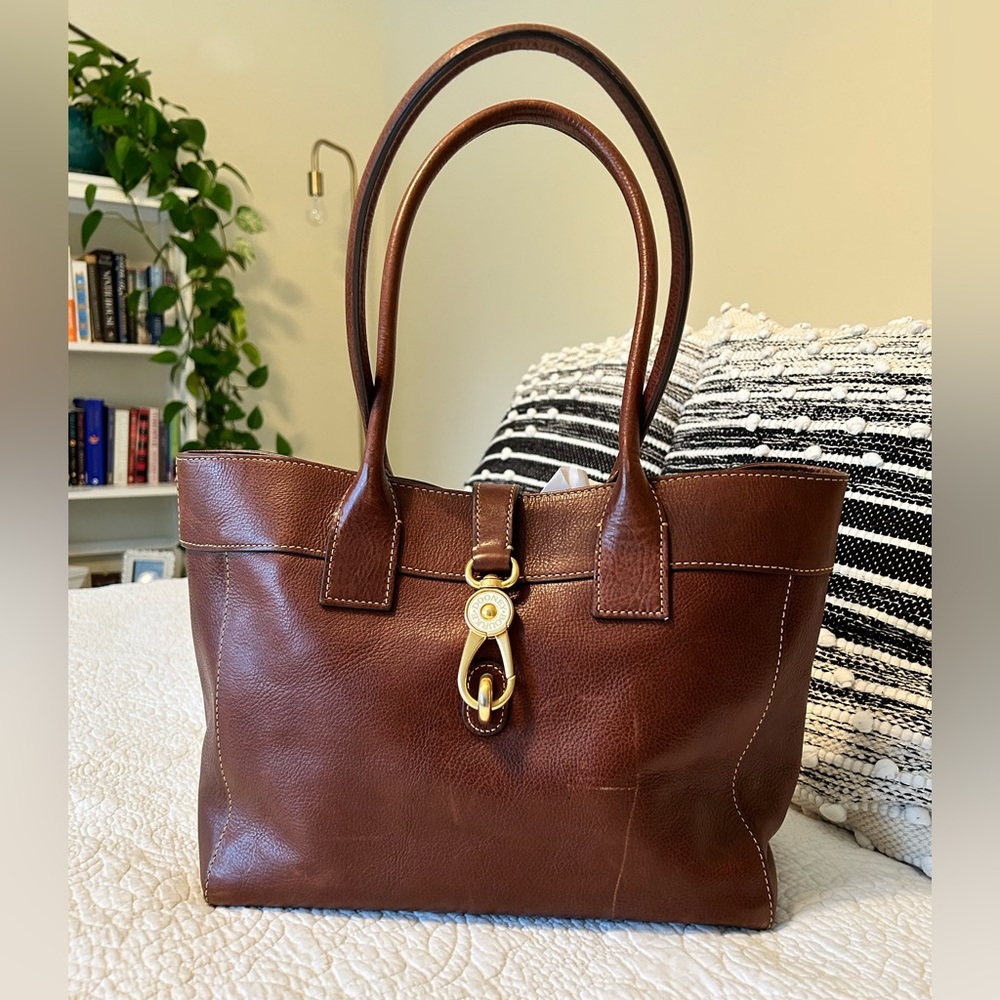 Brown Leather Dooney & Bourke Purse